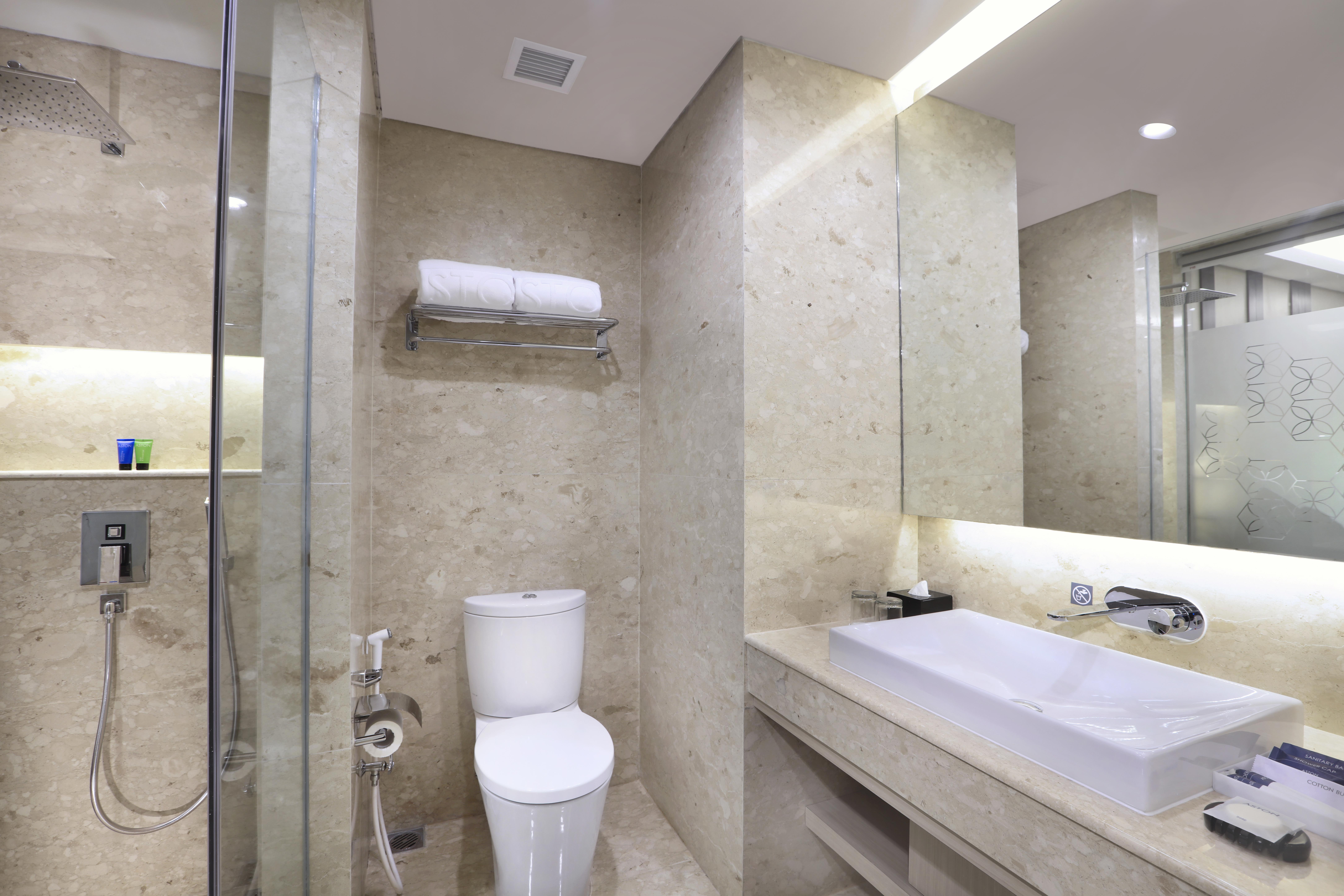 Aston Kartika Grogol Hotel & Conference Center Джакарта Екстер'єр фото