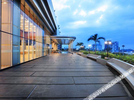 Aston Kartika Grogol Hotel & Conference Center Джакарта Екстер'єр фото