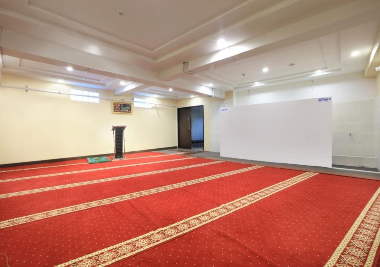 Aston Kartika Grogol Hotel & Conference Center Джакарта Екстер'єр фото